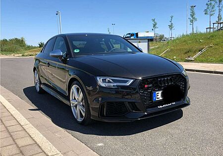 Audi RS3 Limousine S tronic