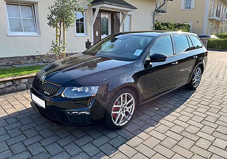 Skoda Octavia Combi 2.0 TSI (Green tec) DSG RS