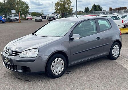 VW Golf Volkswagen Trendline