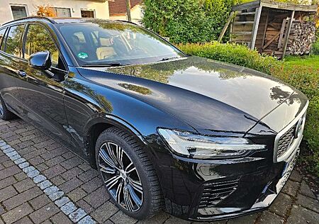 Volvo V60 T6 AWD Twin Engine Geartronic R-Design