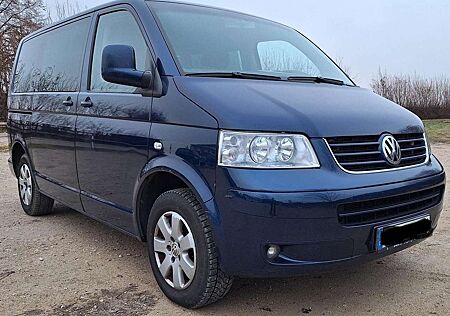 VW T5 Multivan Volkswagen Multivan Trendline