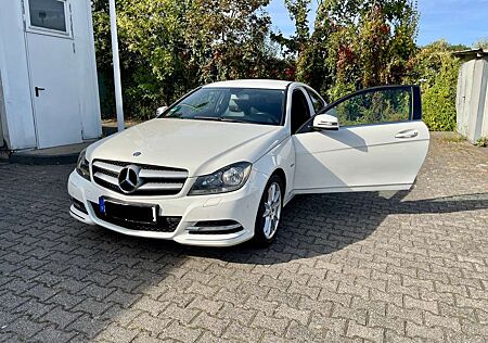 Mercedes-Benz C 180 Coupe BlueEFFICIENCY