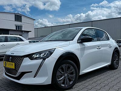 Peugeot 208 e-Allure 50kWh|SOH99%|11kWLader|WärmeP|Kamer