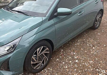 Hyundai i20 1.2 Select Aktion NAVI Kamera 5J Garantie