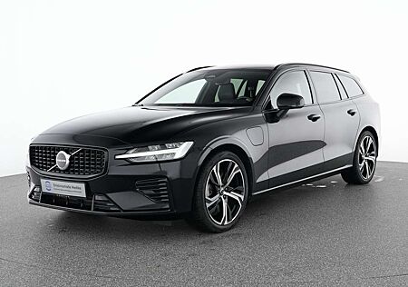 Volvo V60 T8 Recharge AWD Plus Dark 19"+AHK+PANO+ACC