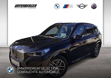 BMW iX1 xDrive30 M SPORTPAKET-AHK-HEAD UP-HARMAN KARDON