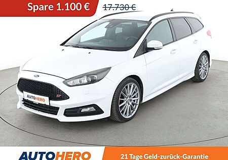 Ford Focus 2.0 EcoBoost ST*NAVI*XENON*TEMPO*CAM*PDC*SHZ*