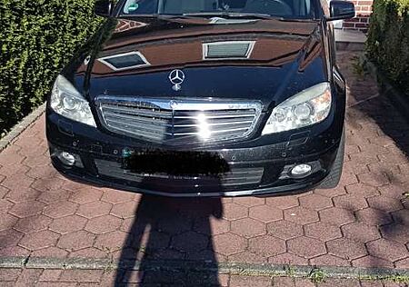 Mercedes-Benz C 180 T Kompressor BlueEFFICIENCY Avantgarde