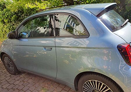 Fiat 500 Elektro 500e Icon