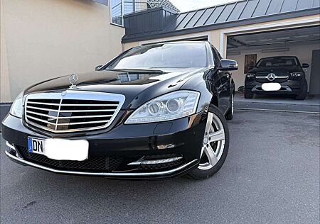 Mercedes-Benz S 500 L BlueEFFICIENCY 7G-TRONIC