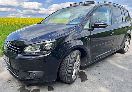 VW Touran Volkswagen 1.4 TSI DSG Cup Autom. Pano EPA AHK Xenon