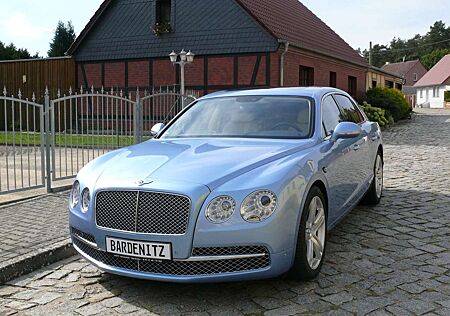 Bentley Flying Spur Top 1 Vorbesitzer 625 PS Scheckheft unfallfrei