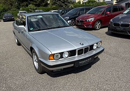 BMW 520 i E34 Lim. 2er Hand/ Servo / Klima /
