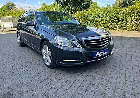 Mercedes-Benz E 220 CDI BlueEfficiency