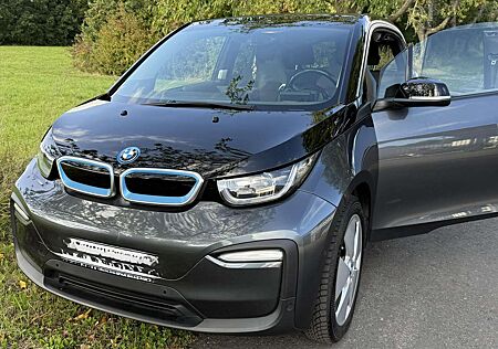 BMW i3 (120 Ah) Navi Prof. RFKam. Standheizung etc.