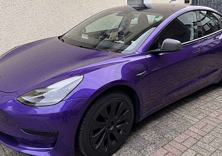 Tesla Model 3 Standard Reichweite Plus Hinterradantrieb