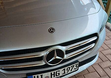 Mercedes-Benz 180 Progressive