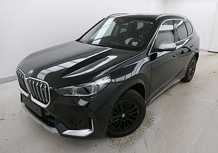 BMW iX1 30 xDrive xLine ACC 360° HuD Pano H/K Memory