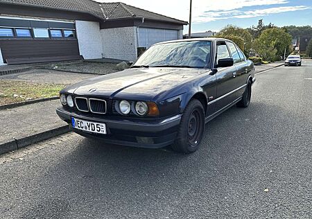 BMW 525 Automatik,Schiebedach,Nebelscheinwerfer CD