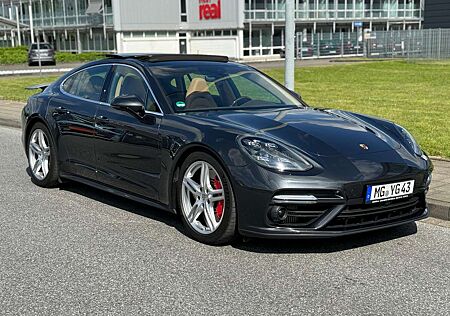 Porsche Panamera Turbo Panorama+Matrix+Beige+360°Kamera