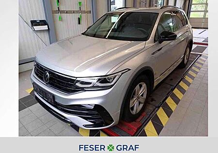 VW Tiguan Volkswagen R-Line 1.5TSI DSG MATRIX/NAVI/ACC/AHK/SHZ