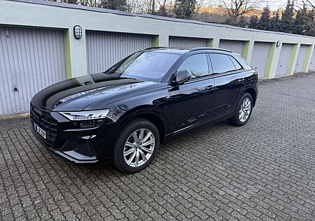 Audi Q8 50 TDI quattro tiptronic competition plus