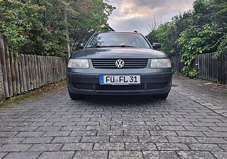 VW Passat Variant Volkswagen 1.6