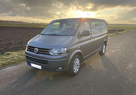 VW T5 Multivan Volkswagen Kurz Match