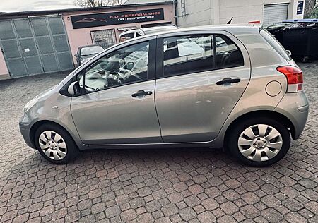 Toyota Yaris 1.0 VVT-i