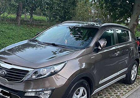 Kia Sportage 2.0 CRDi 184 4WD Automatik Spirit