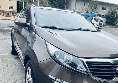Kia Sportage 2.0 CRDi 184 4WD Automatik Spirit