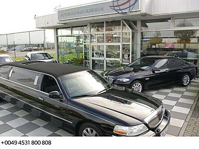 Lincoln Town Car *Kristal-Coach*Stretch-Limo*Tv*etc..
