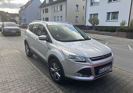 Ford Kuga 2.0 TDCi 2x4 SYNC