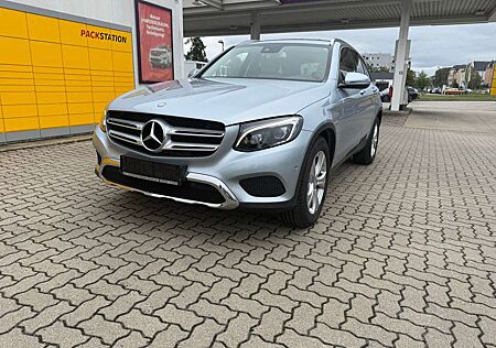 Mercedes-Benz GLC 220 d 4Matic LEDER NR SH LED-SH AHK NAVI