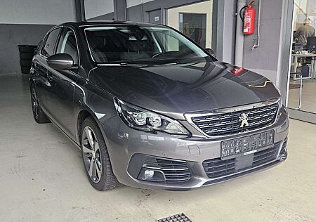 Peugeot 308 Aut. Allure+ Navigation+Komfortzugang