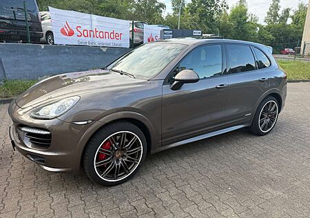 Porsche Cayenne Turbo 4.8 V8*Sport Design*Pano*Burmester