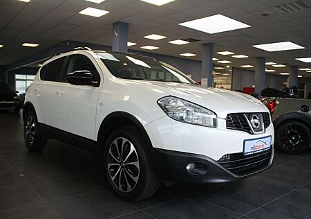 Nissan Qashqai 2.0 4x4 - Panorama - AHK - Navi -