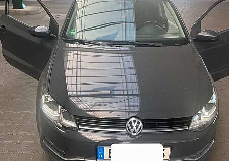 VW Polo Volkswagen 1.2 TSI (Blue Motion Technology) Comfortline