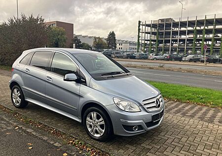 Mercedes-Benz B 170 gebraucht kaufen Mercedes-Benz B 170 NGT(CNG -Erd Gas) Automatik-Teilleder