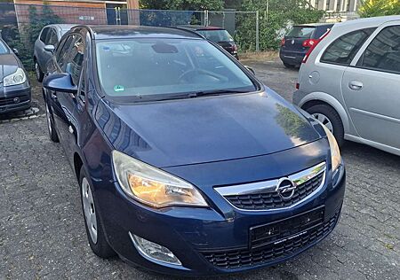 Opel Astra 1.7 CDTi. Kombi. 110 PS 6-Gg. Eu5. Klima EFH. Tüv 12.2026