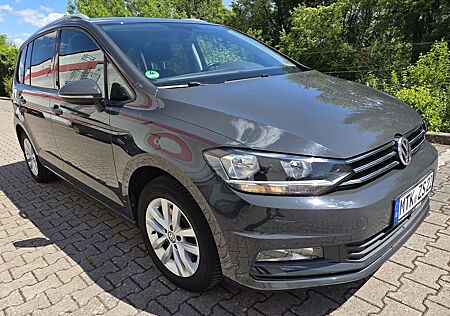 VW Touran Volkswagen 1.4 TSI (BlueMotion Technology) DSG Comfortline
