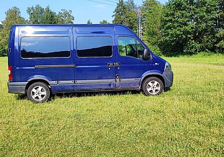 Nissan Interstar L2H2 dCi 120 mit Tüv 9 Sitzer