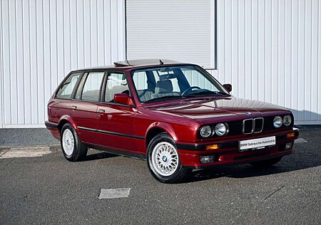 BMW 316 i touring 1Hd 33 Jahre Service