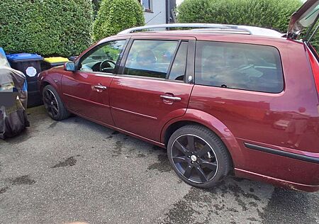 Ford Mondeo 2.0 Turnier TDCi Ghia X