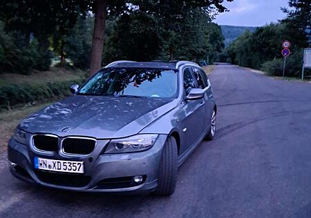 BMW 320d 320 DPF Edition Lifestyle