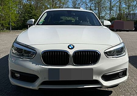 BMW 118i 118 Apple Carplay,Navi Prof.(groß),SitzHz.,LED