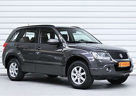 Suzuki Grand Vitara 2.0 Family Comfort+SHZ+AHK+2.Hand