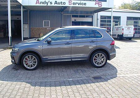 VW Tiguan Volkswagen 2.0 TSI DSG 4M R-Line Pano ACC 1.Hand ABT