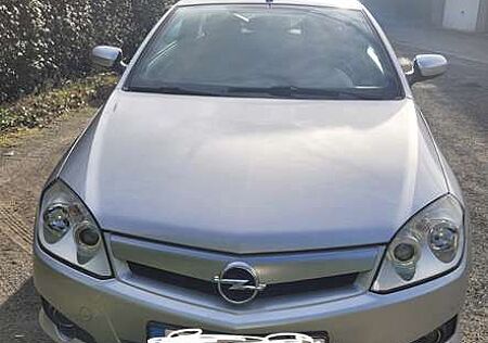 Opel Tigra Twin Top 1.4 Design Edition