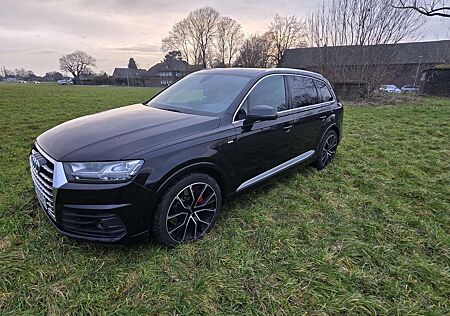 Audi Q7 3.0 TDI quattro tiptronic